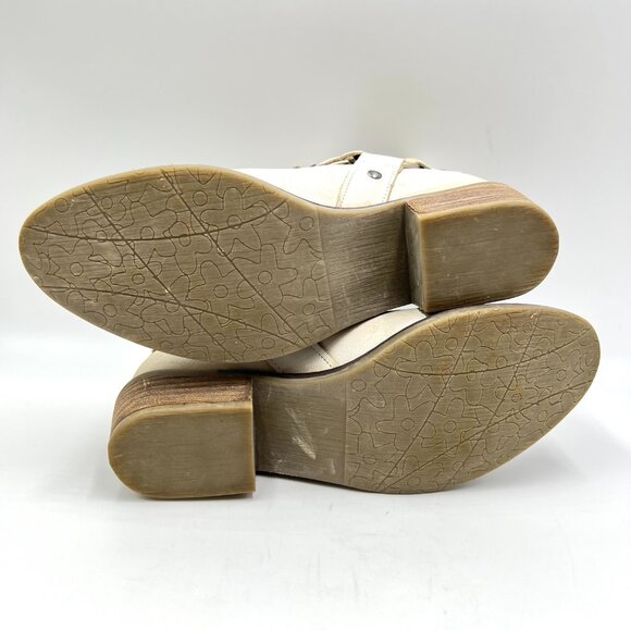 Chinese Laundry Womens Size 6.5 Cream Distressed‎ Western Ankle Boots Shoes - Picture 9 of 14